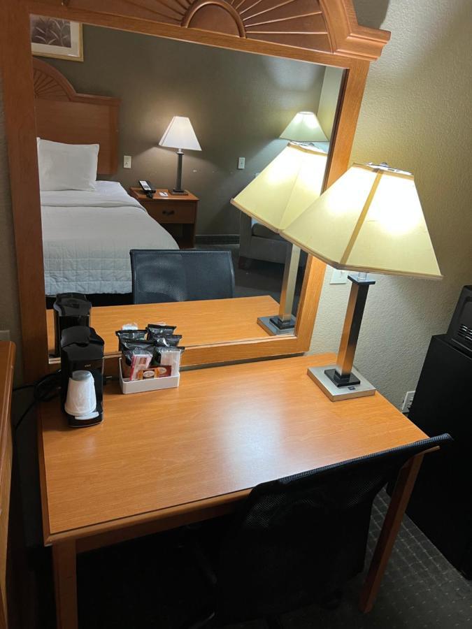 Americas Best Value Inn Pharr/Mcallen Buitenkant foto